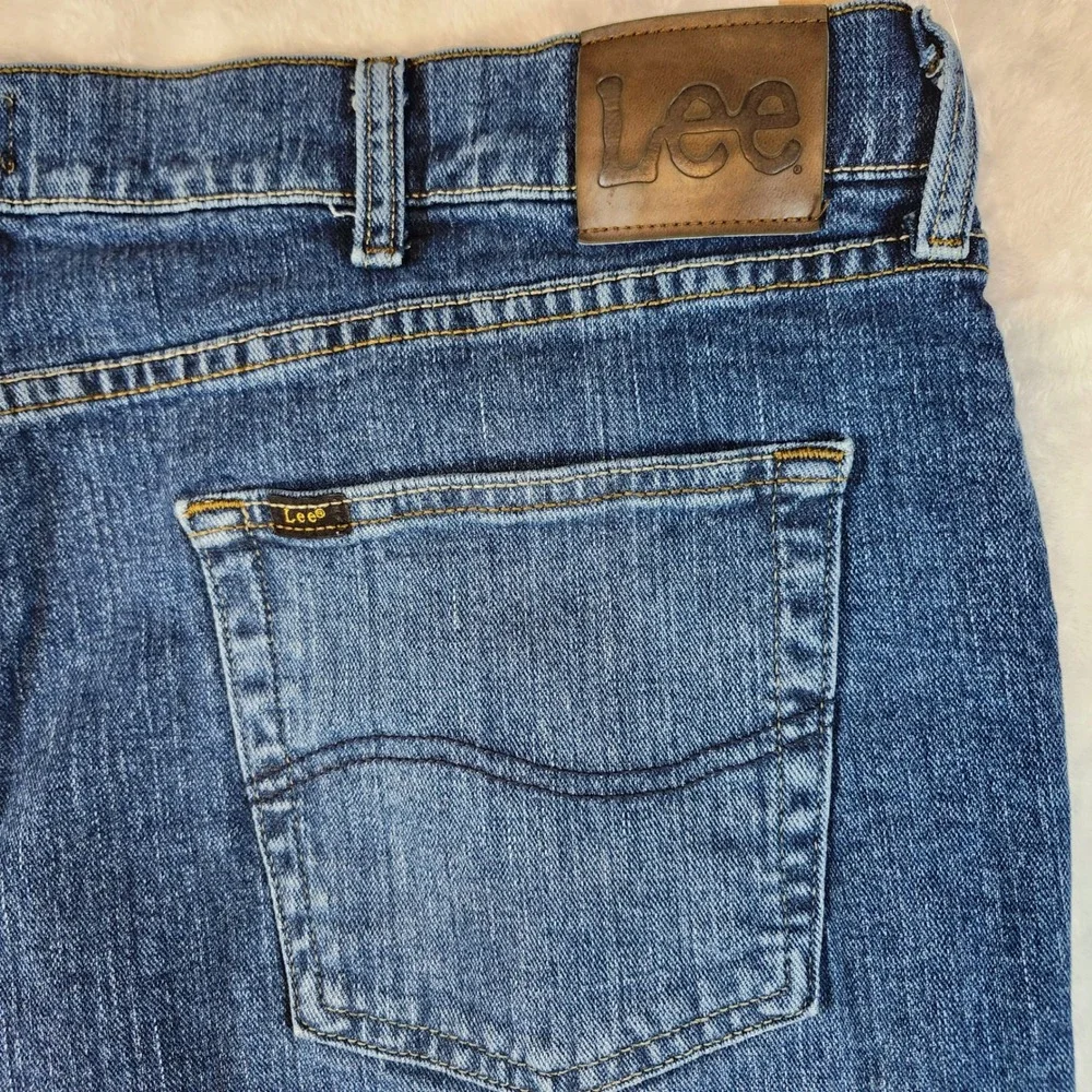 Lee‎ Straight Leg Jeans Mens 42x30 Blue Excellent Stretch Denim 2008900